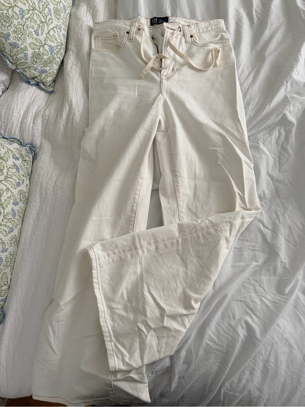 Gap High Rise Drawstring Wide-Leg Jeans - Picture 3 of 7